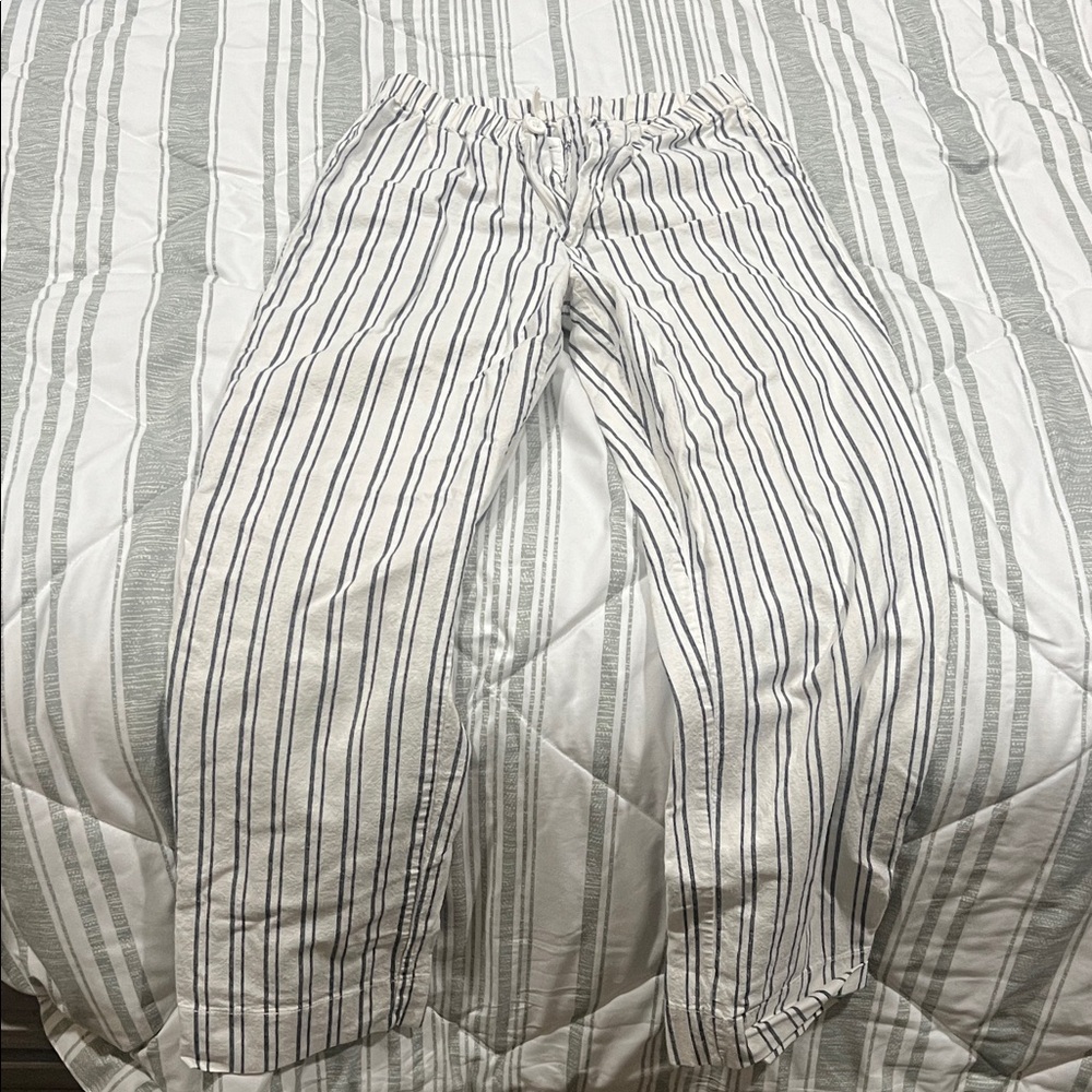 Brandy Melville Black and White Striped Pants